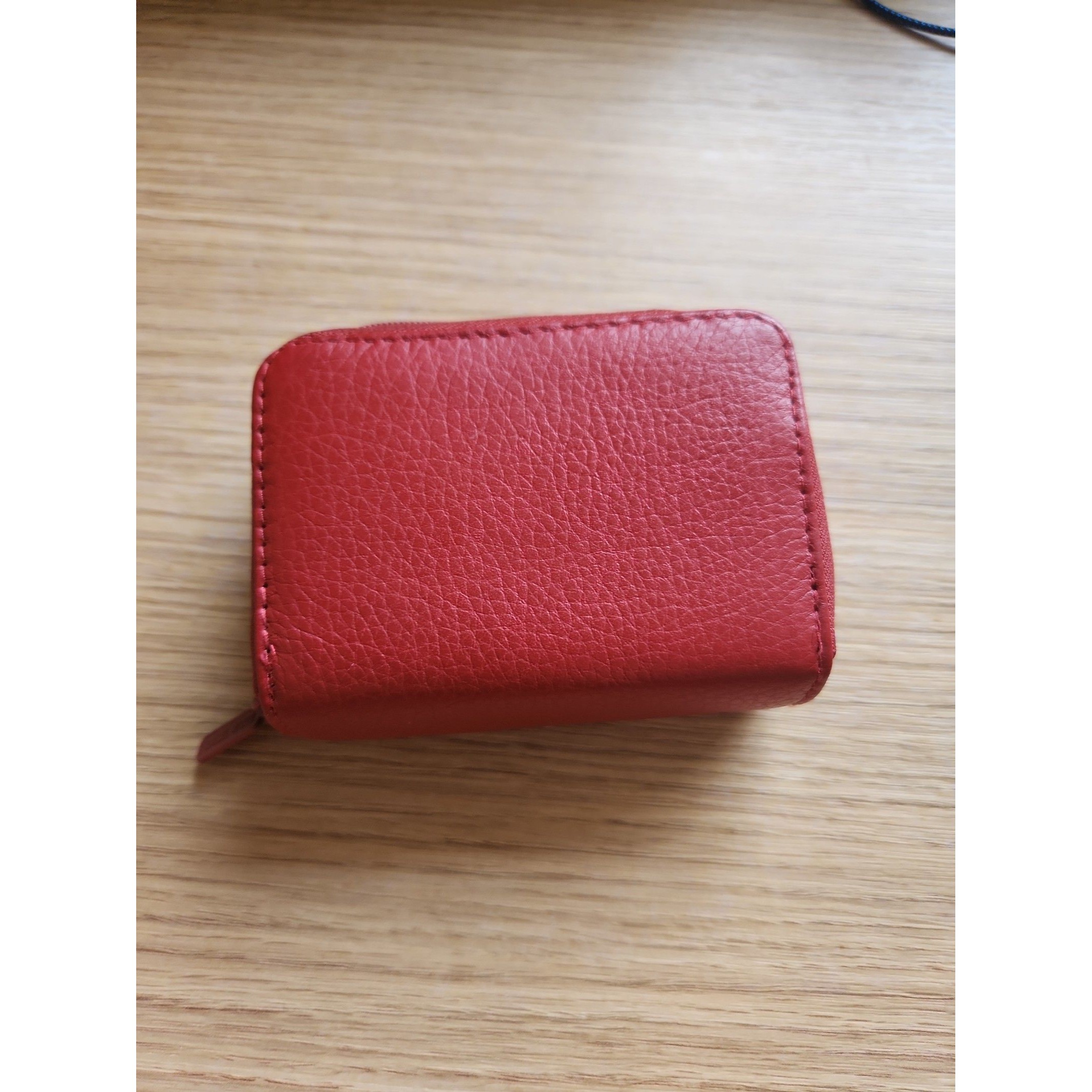 Buxton Red Leather Small Ziparound Card Holder  Wallet